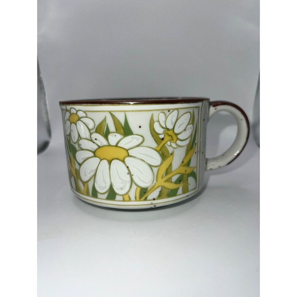 VTG Yellow & White Floral Speckled Stoneware Soup Coffee Tea Mug Made In Japan